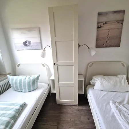 Wattweg 10 02 Holiday home *